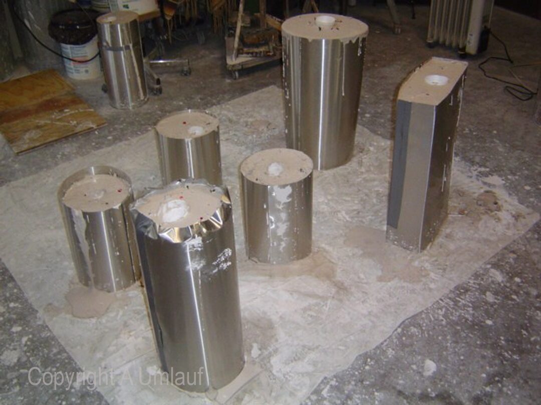 The Investment Mold Method is used to fill a metal container with concrete.